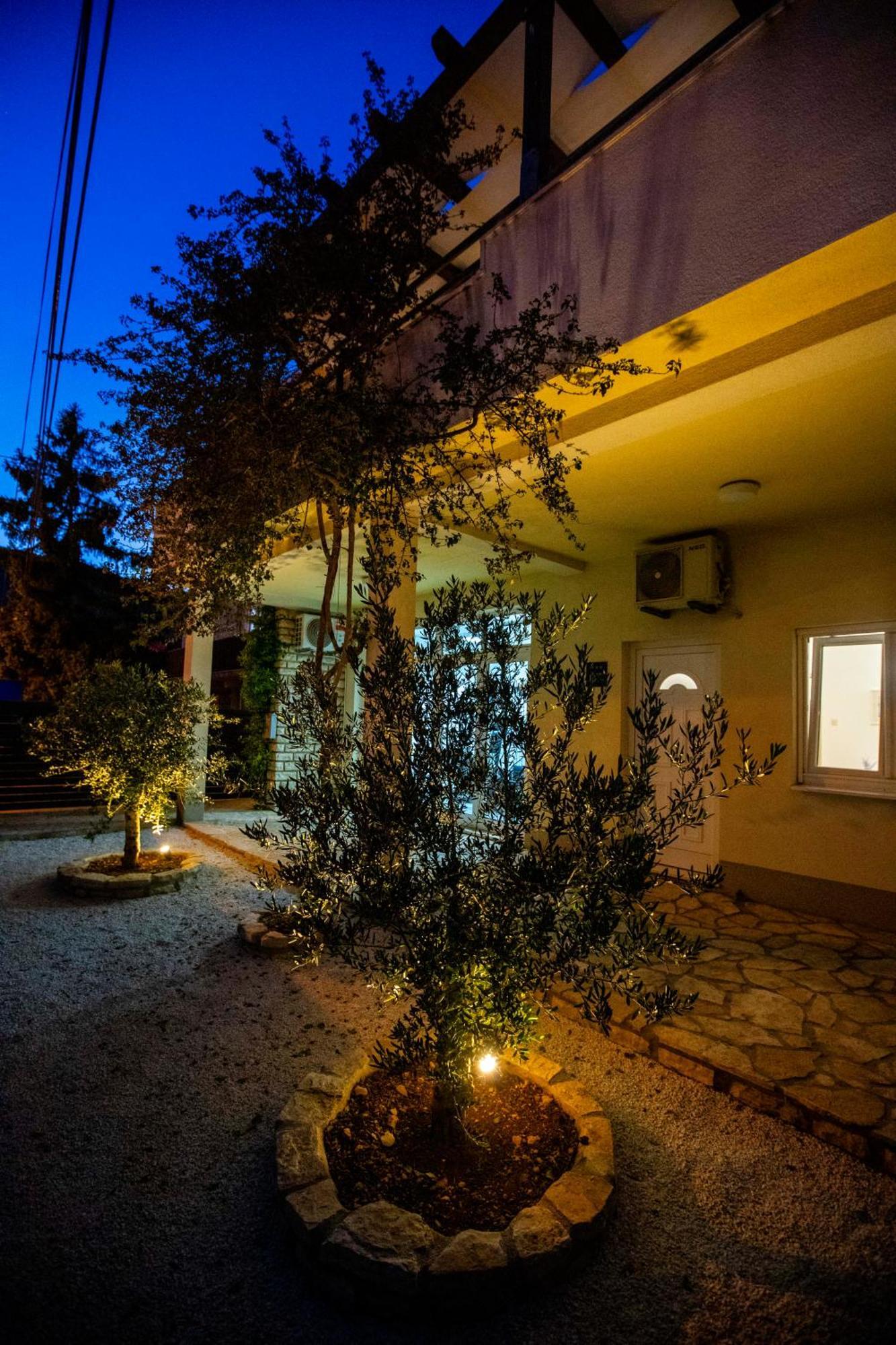 טרוגיר Apartment Laura מראה חיצוני תמונה