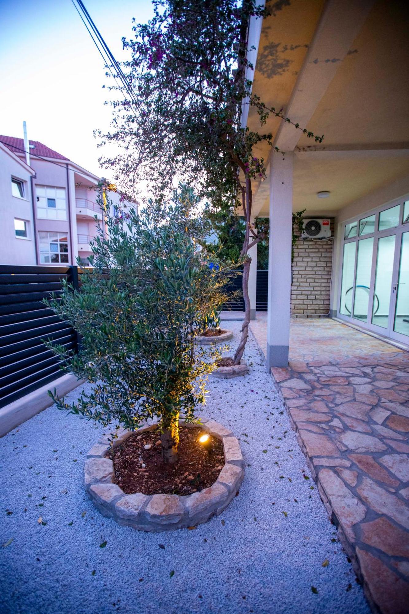 טרוגיר Apartment Laura מראה חיצוני תמונה