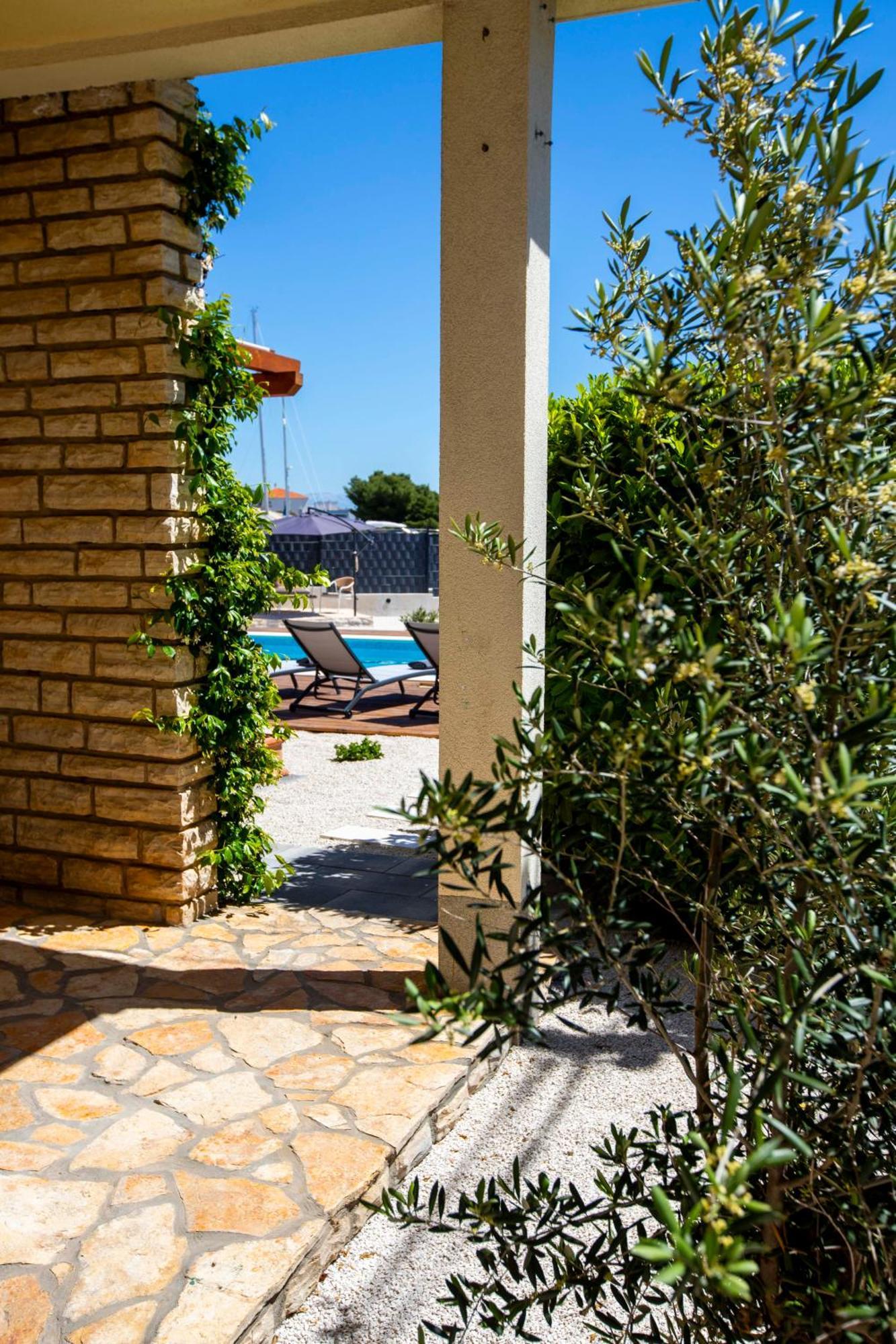 טרוגיר Apartment Laura מראה חיצוני תמונה