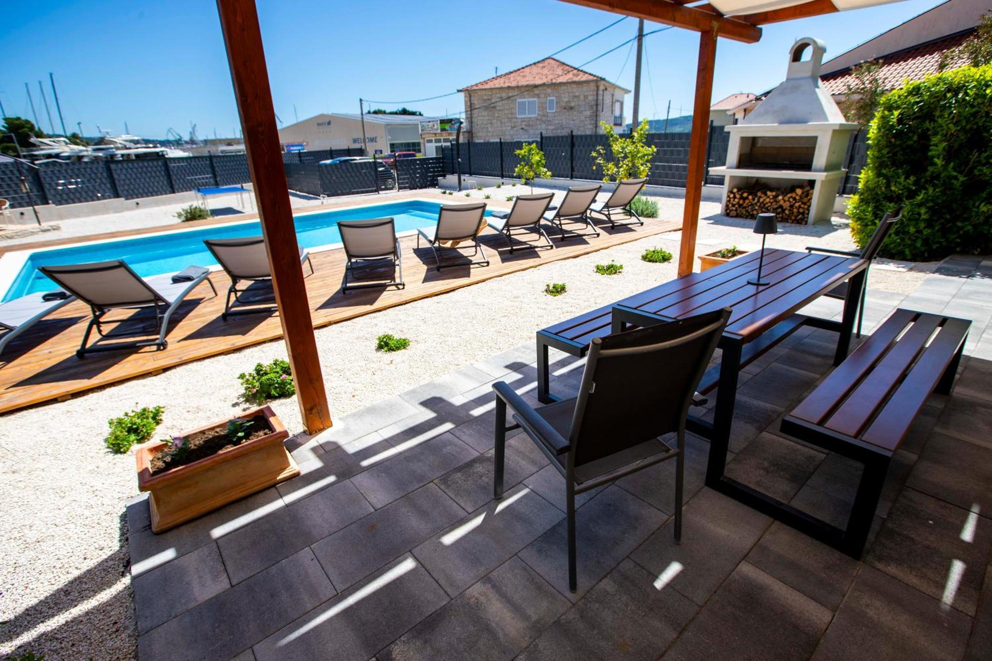 טרוגיר Apartment Laura מראה חיצוני תמונה