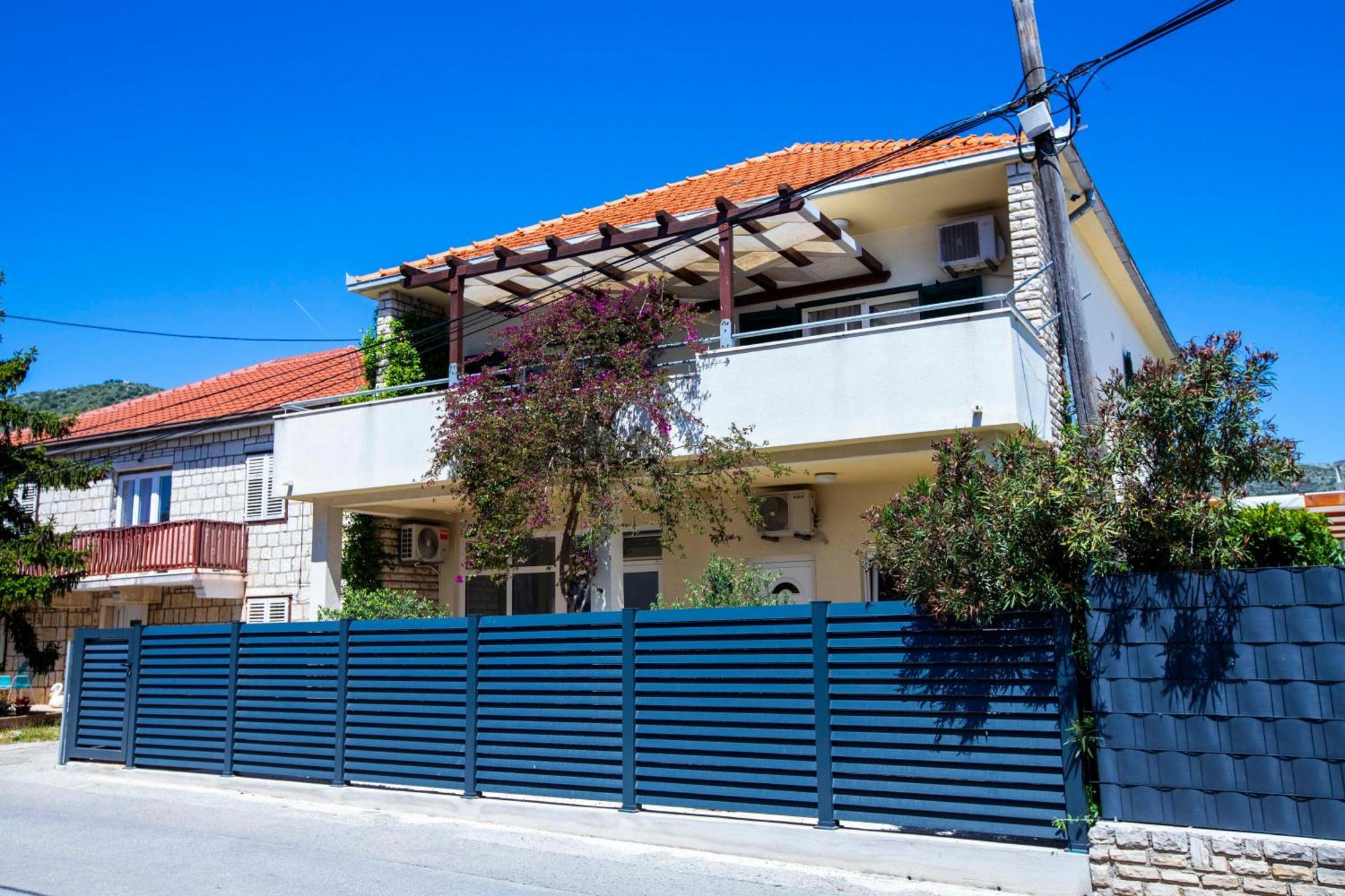 טרוגיר Apartment Laura מראה חיצוני תמונה