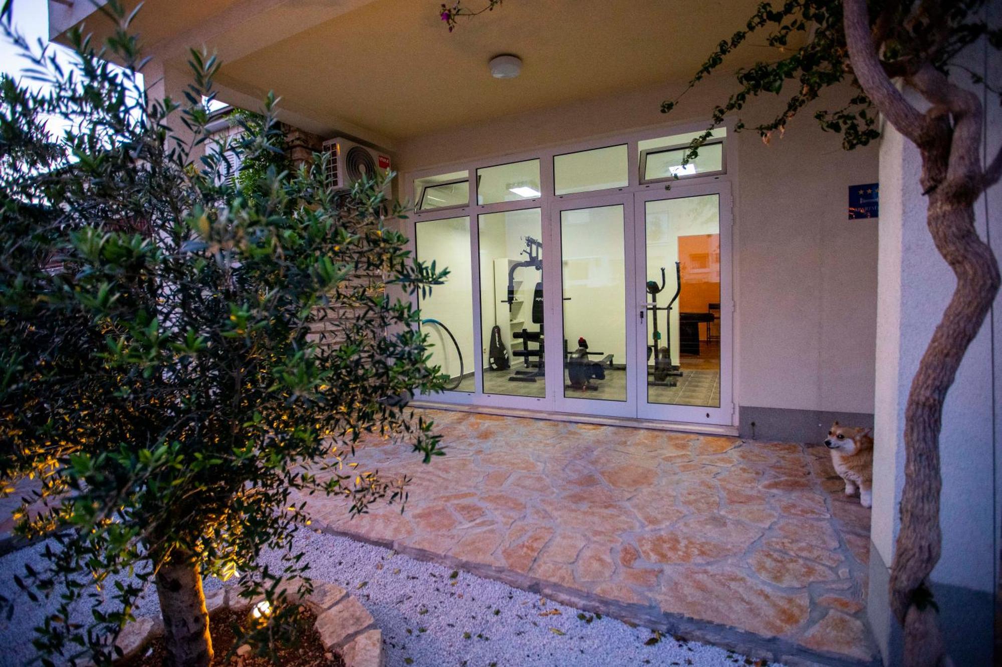 טרוגיר Apartment Laura מראה חיצוני תמונה
