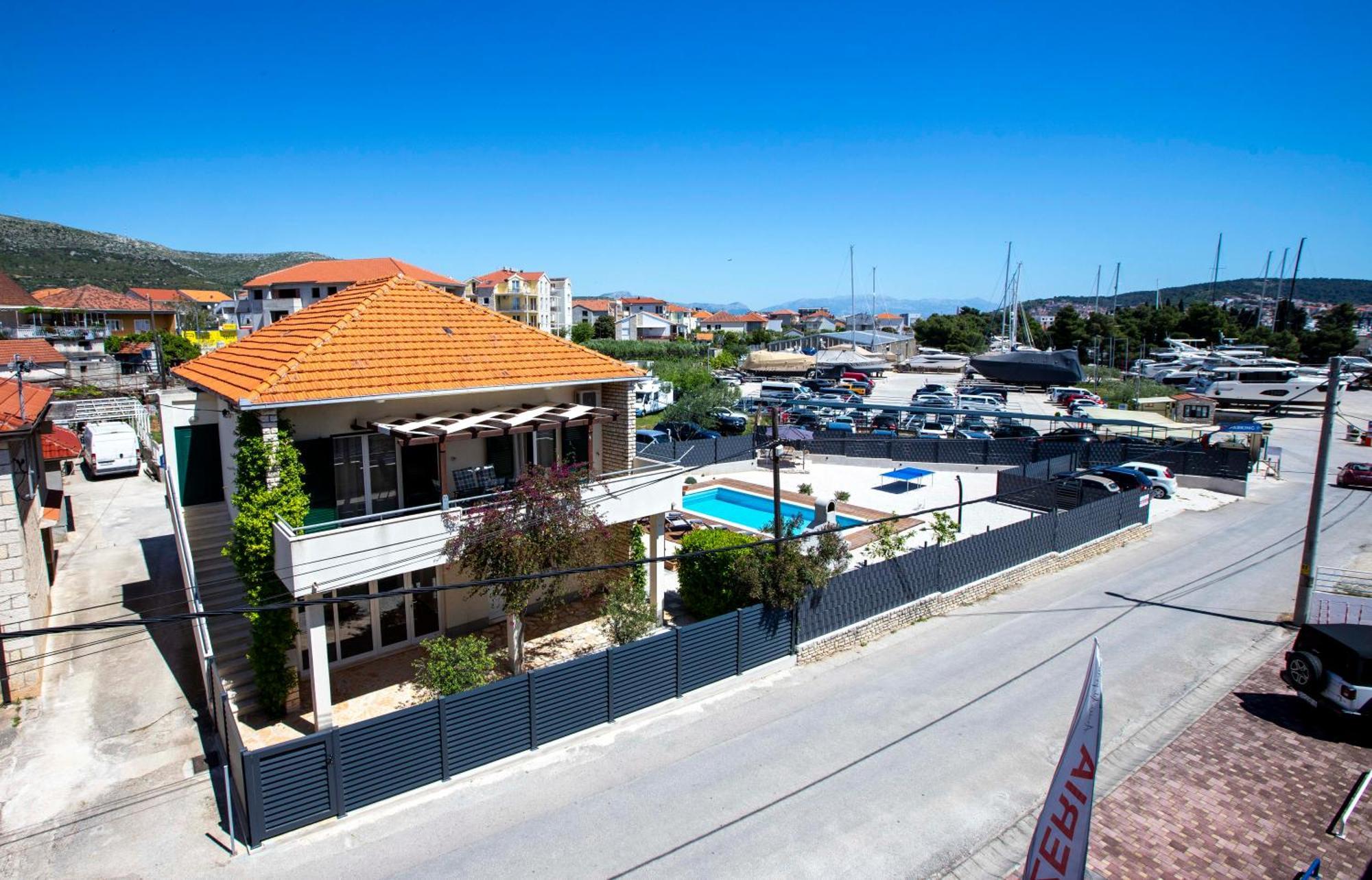 טרוגיר Apartment Laura מראה חיצוני תמונה